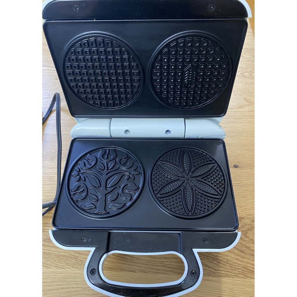 Vintage Toastmaster International Pizzelle & Cookie Maker Model 208 Tested - Picture 8 of 16